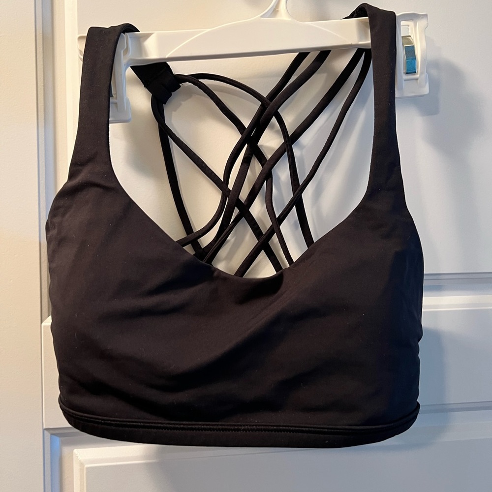 Free to Be -wild lululemon sports bar